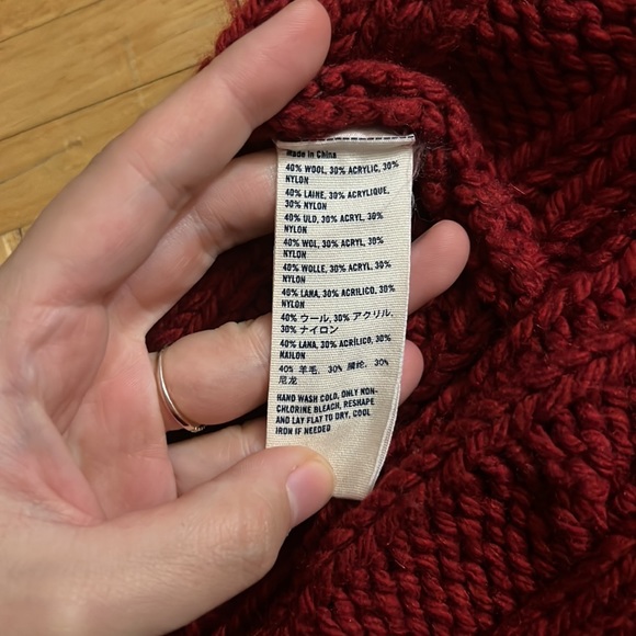 Abercrombie Scarf - Picture 3 of 3